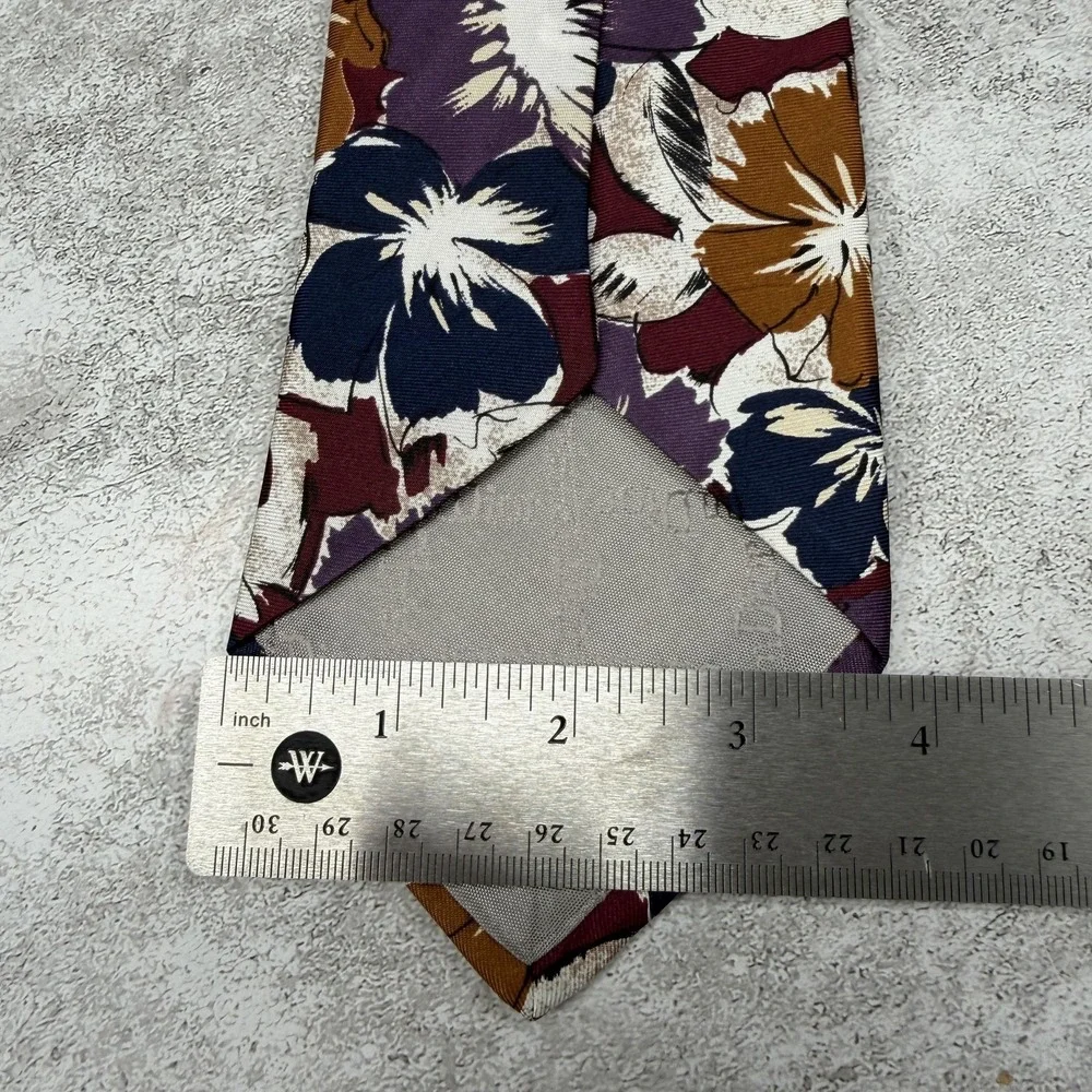 Christian Dior 100% Silk Tie Mens One Size Multicolor Floral Made In USA Necktie